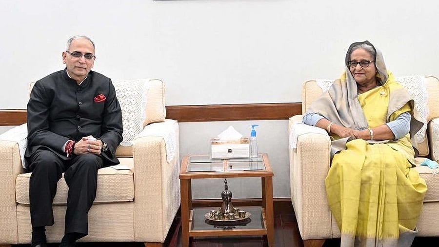 <div class="paragraphs"><p>File Photo: Foreign Secretary Vinay Kwatra with Bangladesh Prime Minister Sheikh Hasina in Dhaka. </p></div>