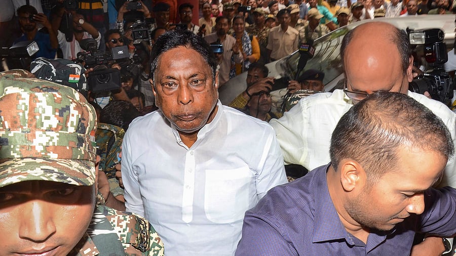 <div class="paragraphs"><p>File photo of Jharkhand Minister Alamgir Alam being produced in a court in Ranchi, Thursday, May 16, 2024. </p></div>