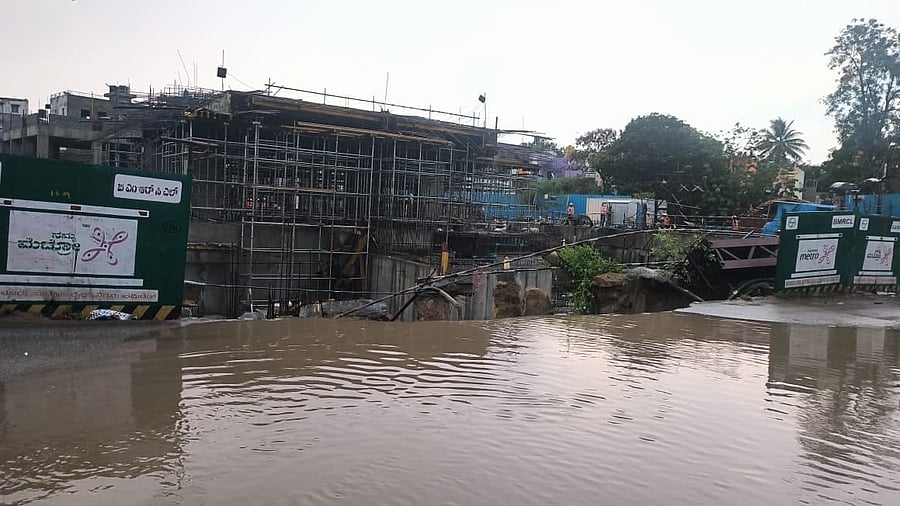<div class="paragraphs"><p>Bore Bank Road in eastern Bengaluru has been closed to traffic.  </p></div>