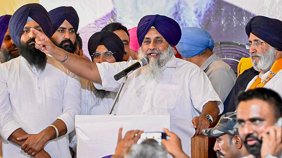 <div class="paragraphs"><p>Shiromani Akali Dal (SAD) President Sukhbir Singh Badal addresses a public meeting in Gurdaspur.</p></div>