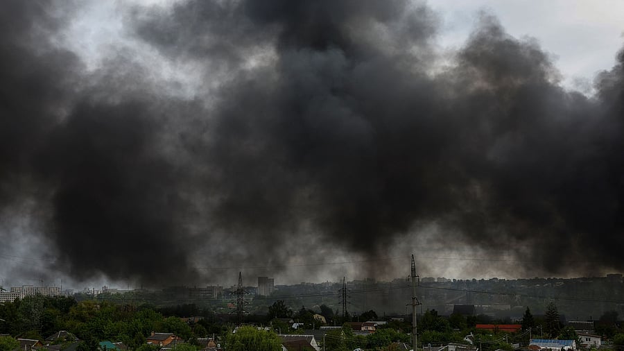<div class="paragraphs"><p>Smoke rises over the city after a Russian missile strike, amid Russia's attack on Ukraine, in Kharkiv, Ukraine May 17, 2024. </p></div>