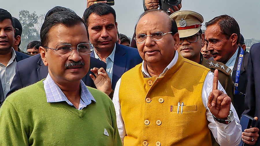 <div class="paragraphs"><p>Delhi Chief Minister Arvind Kejriwal with Lt Governor V K Saxena.</p></div>