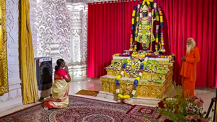<div class="paragraphs"><p>President Droupadi Murmu offers prayers at the Ram Temple, in Ayodhya, on Wednesday.</p></div>