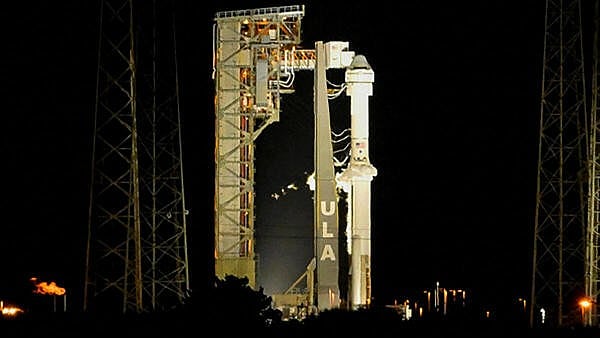 <div class="paragraphs"><p>A United Launch Alliance Atlas V rocket carrying two astronauts aboard Boeing's Starliner-1 Crew Flight Test (CFT), is shown after the launch was delayed for technical issues prior to a mission to the International Space Station, in Cape Canaveral, Florida, U.S. May 6, 2024. </p></div>