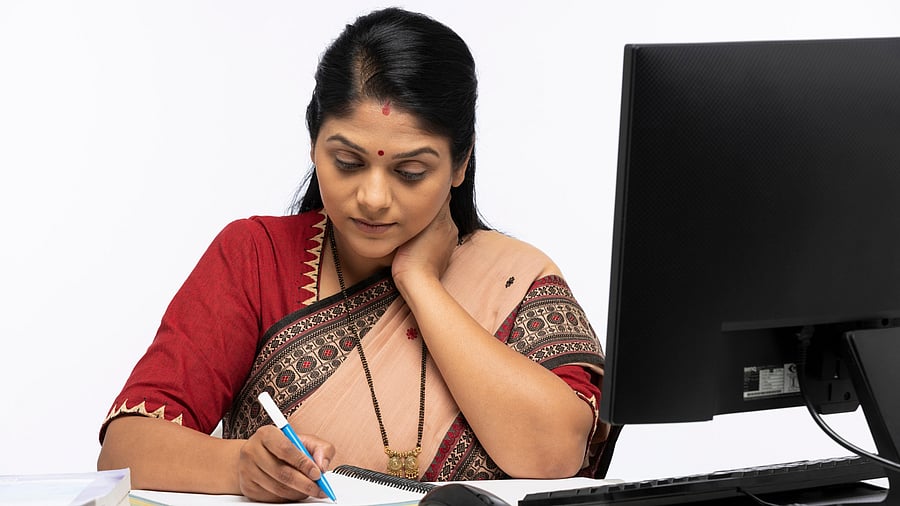 <div class="paragraphs"><p>Who will teach the teacher?</p></div>