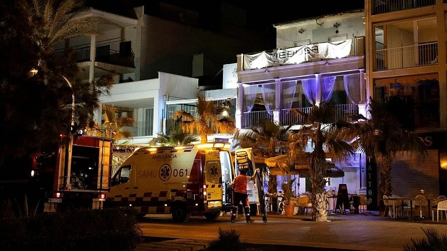 <div class="paragraphs"><p>Emergency services at The Medusa in Mallorca</p></div>