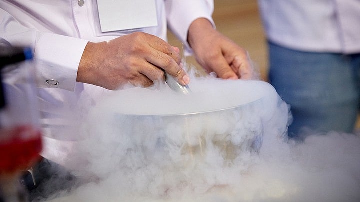 <div class="paragraphs"><p>Representative image of liquid nitrogen.</p></div>