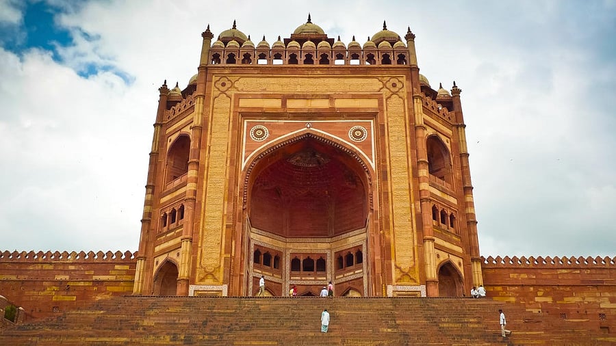 <div class="paragraphs"><p>Buland Darwaza, the 54 metres high entrance to Fatehpur Sikri complex, in Uttar Pradesh.</p></div>