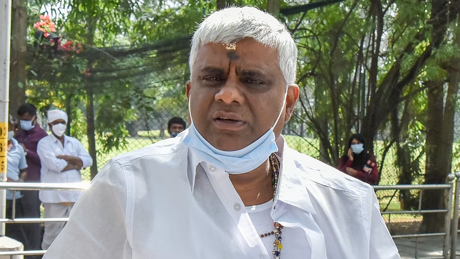 <div class="paragraphs"><p>File photo of JD(S) MLA and former Karnataka Minister H D Revanna.</p></div>