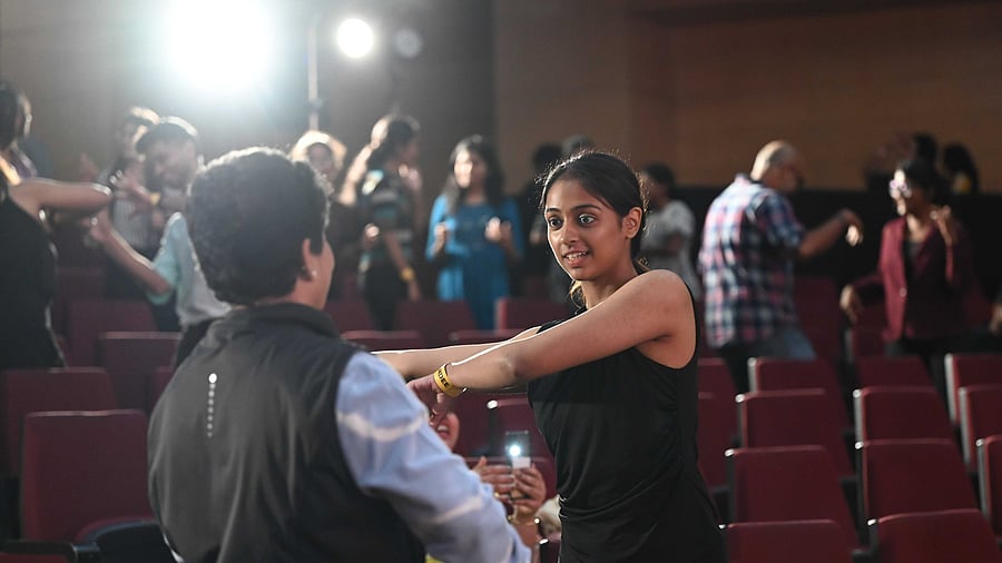 <div class="paragraphs"><p>Attendees tried movement exercises at the summit.&nbsp; &nbsp;</p></div>