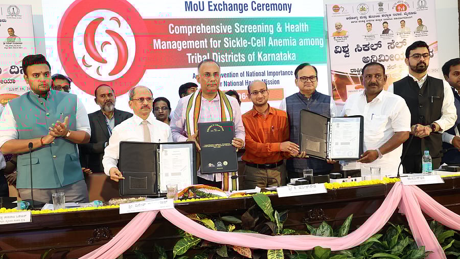 <div class="paragraphs"><p>Karnataka health minister Dinesh Gundu Rao at launch of 'Project Chandana' for  'National Sickle Cell Anaemia Elimination Mission-2047' held as part of 'World Sickle Cell Anaemia day' in Mysuru on Wednesday. </p></div>