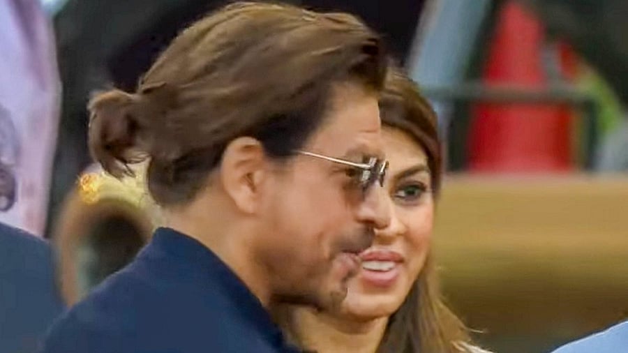 <div class="paragraphs"><p> Actor Shah Rukh Khan </p></div>