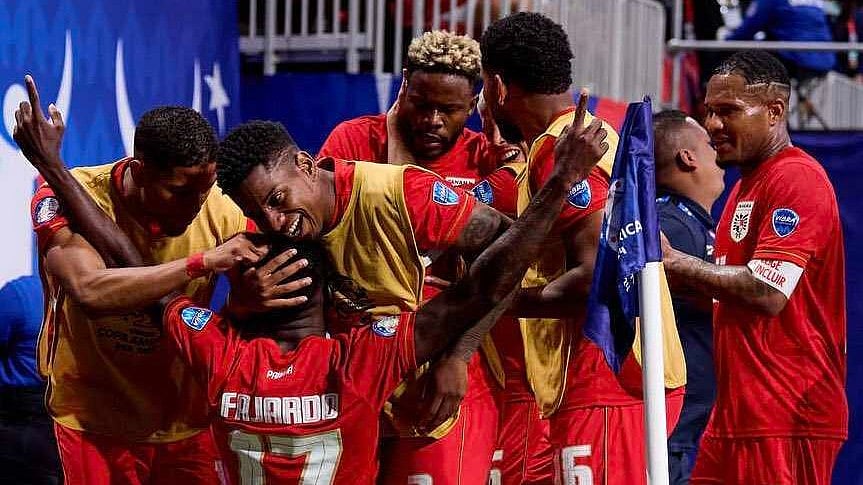<div class="paragraphs"><p>Panama players celebrate Jose Fajardo's goal against the USA at Copa America.</p></div>