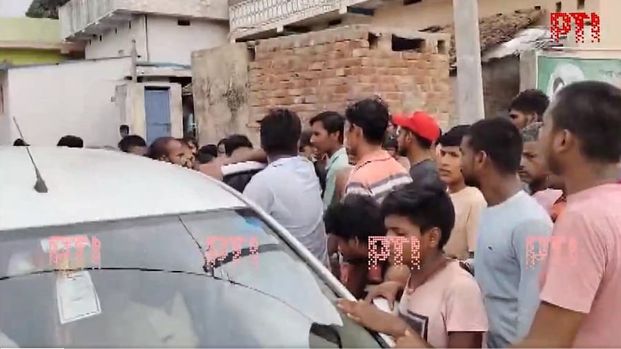 <div class="paragraphs"><p>A CBI team, probing the UGC-NET paper leak case, was attacked in Bihar's Nawada earlier today. </p></div>