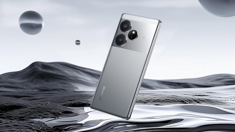 <div class="paragraphs"><p>Realme GT 6 series.</p></div>