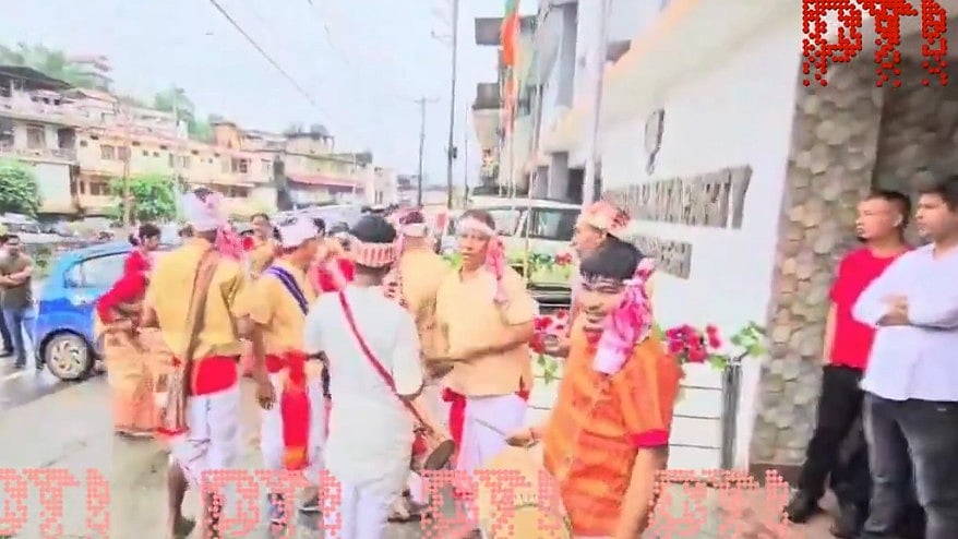 <div class="paragraphs"><p>Screengrab of video shows BJP workers celebrate as party clinches Arunachal Assembly polls</p></div>