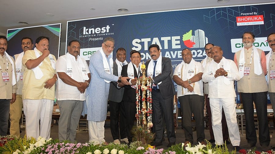 <div class="paragraphs"><p>MLA Tanveer Sait inaugurates State Conclave-2024 of CREDAI- Karnataka in Mysuru, on Monday. MUDA Chairman K Marigowda, MLAs K Harish Gowda and T S Srivathsa, Raja Srinivas, Ravi Jacob, Nagaraja Reddy, MLC Manjegowda, Austin Roach and D Srihari are also seen.</p></div>