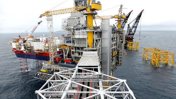 <div class="paragraphs"><p>A view of Equinor's oil platform.</p></div>