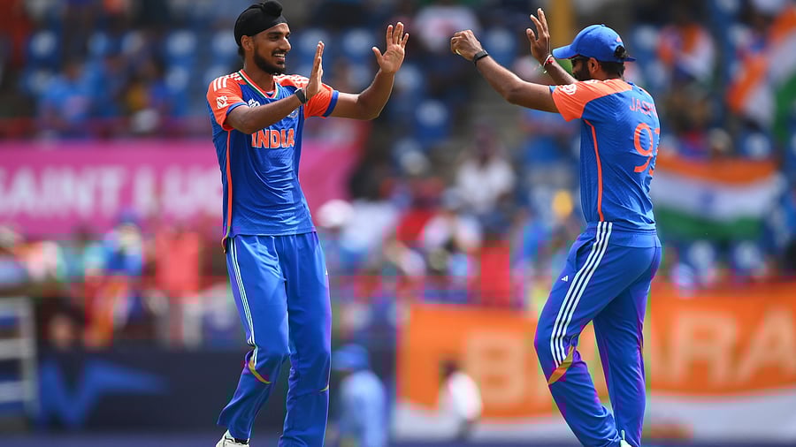 <div class="paragraphs"><p>India defeated Australia by 24 runs.</p></div>