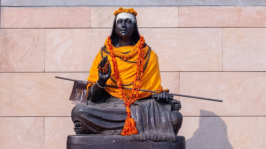 <div class="paragraphs"><p>From Adi Shankaracharya’s own writings, we know that he chose the ascetic path, and his guru was Govinda.</p></div>