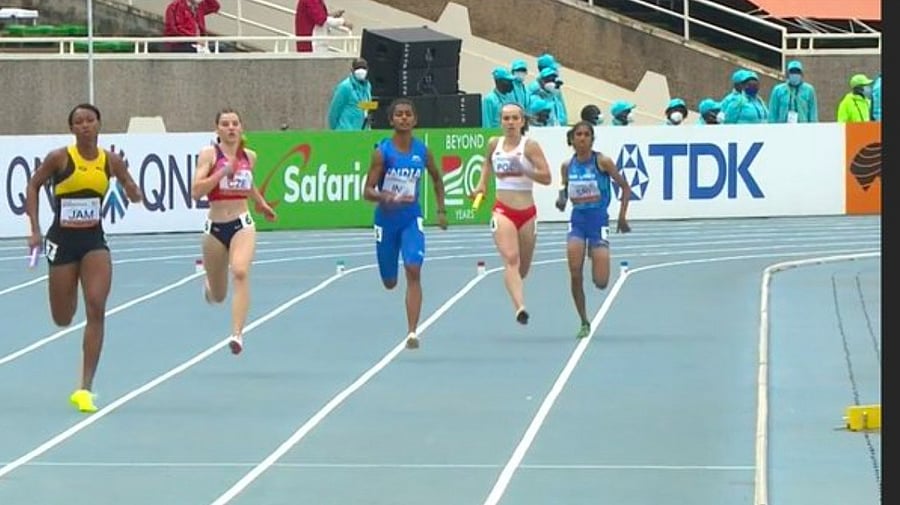 <div class="paragraphs"><p>Indian mixed 4x400m relay team in action. </p></div>