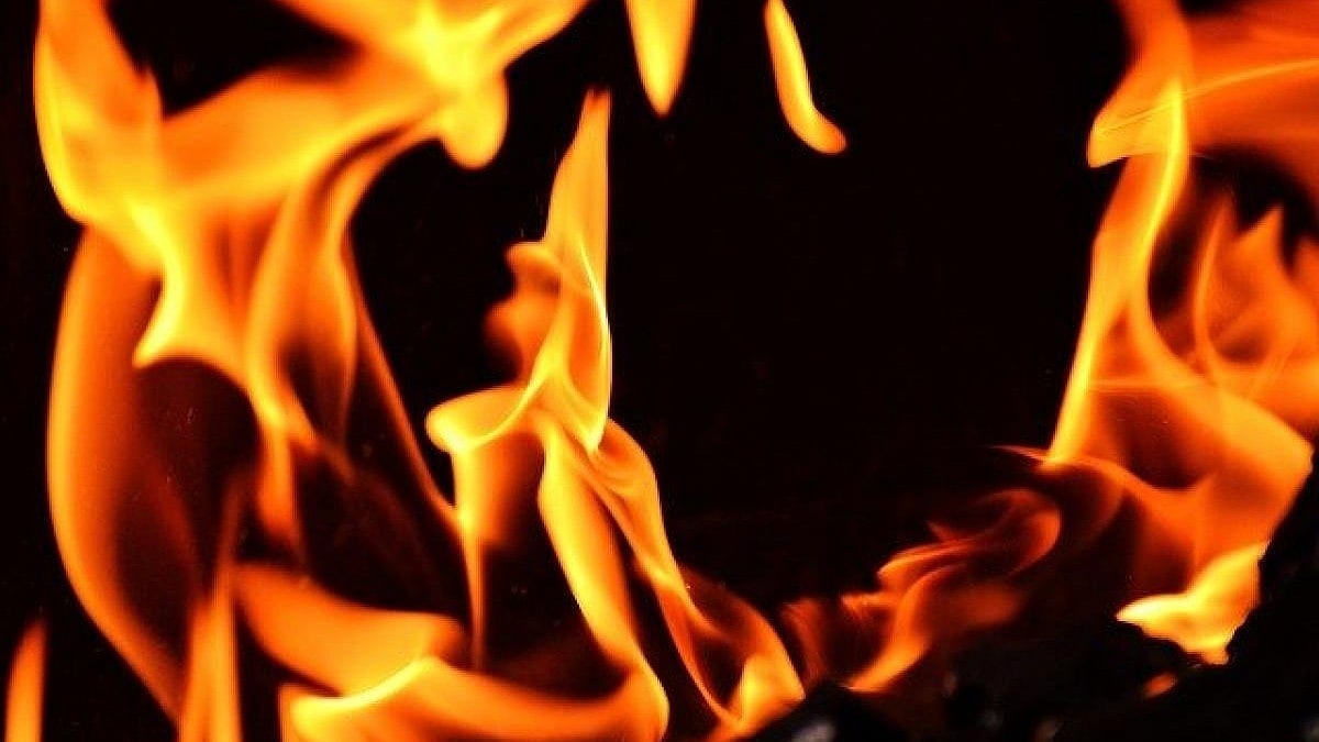 Major Fire Erupts at Commercial Complex in Hyderabad, All Occupants Evacuated Safely