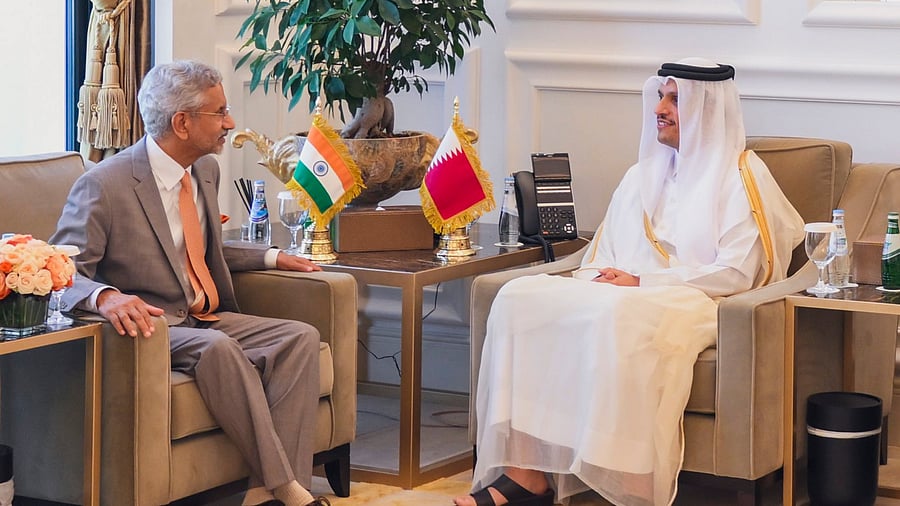 <div class="paragraphs"><p>External Affairs Minister S. Jaishankar with Prime Minister of Qatar Mohammed bin Abdulrahman bin Jassim Al Thani during a meeting, in Doha. </p></div>