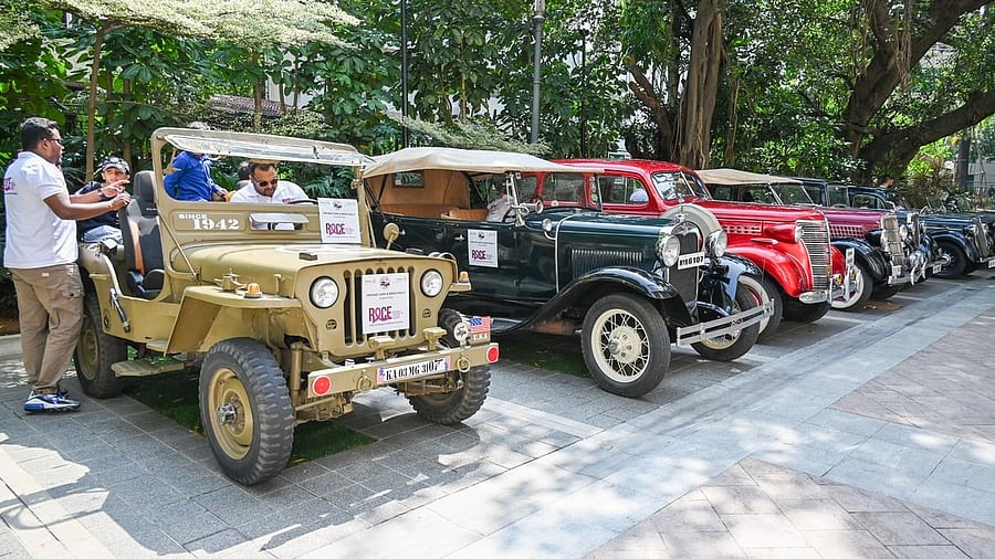 <div class="paragraphs"><p>The rally featured an impressive display of nearly 50 vintage cars, including American, German, British, and Indian models from the early to mid-20th century. </p></div>