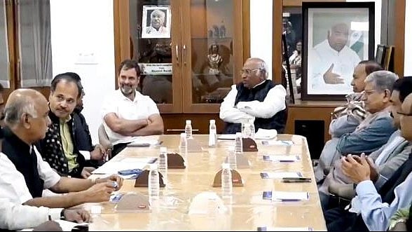 <div class="paragraphs"><p>Congress President Mallikarjun Kharge with party leader Rahul Gandhi and other Opposition leaders during the Indian National Developmental Inclusive Alliance (INDIA) meeting. </p></div>