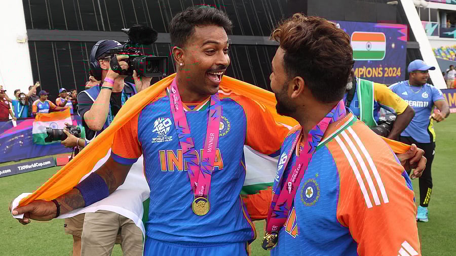 <div class="paragraphs"><p>India's Hardik Pandya and Kuldeep Yadav celebrate after winning the T20 World Cup</p></div>