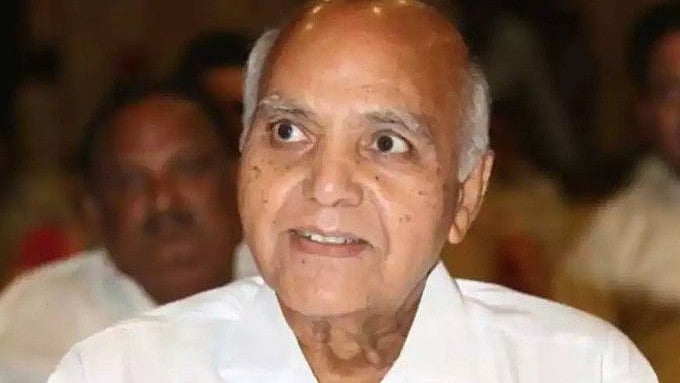 <div class="paragraphs"><p>Ramoji Rao.</p></div>