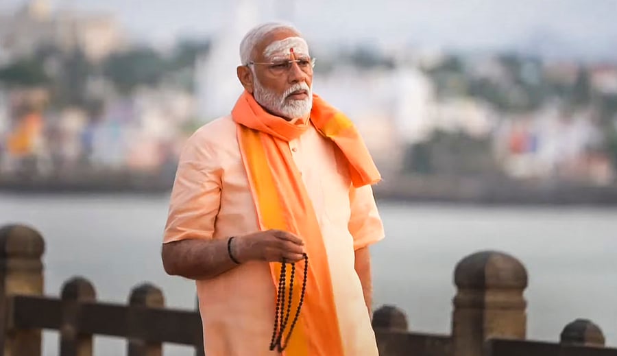 <div class="paragraphs"><p> Prime Minister Narendra Modi at the Vivekananda Rock Memorial, in Kanniyakumari, Saturday, June 1, 2024.</p></div>