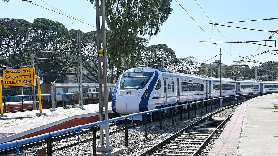 <div class="paragraphs"><p>A Vande Bharat train at the Cantonment railway station.</p></div>