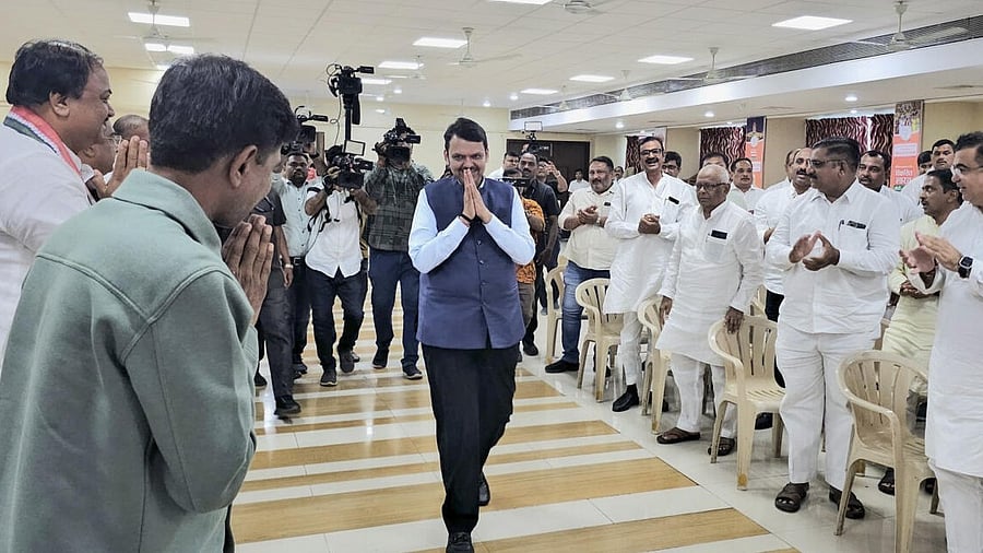 <div class="paragraphs"><p>Maharashtra Deputy CM Devendra Fadnavis arrives for a meeting with BJP Maharashtra MLAs, MLCs and other office bearers  in Mumbai.&nbsp;</p></div>