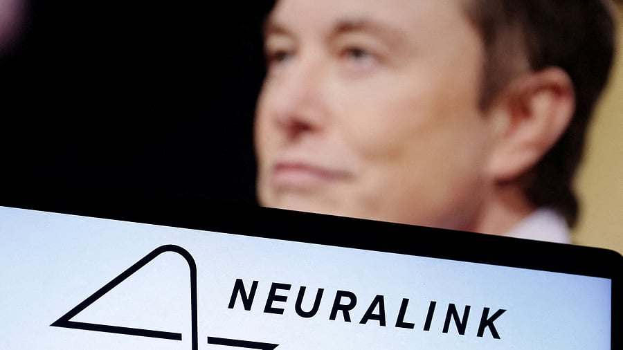 <div class="paragraphs"><p>The Neuralink logo and Elon Musk.</p></div>