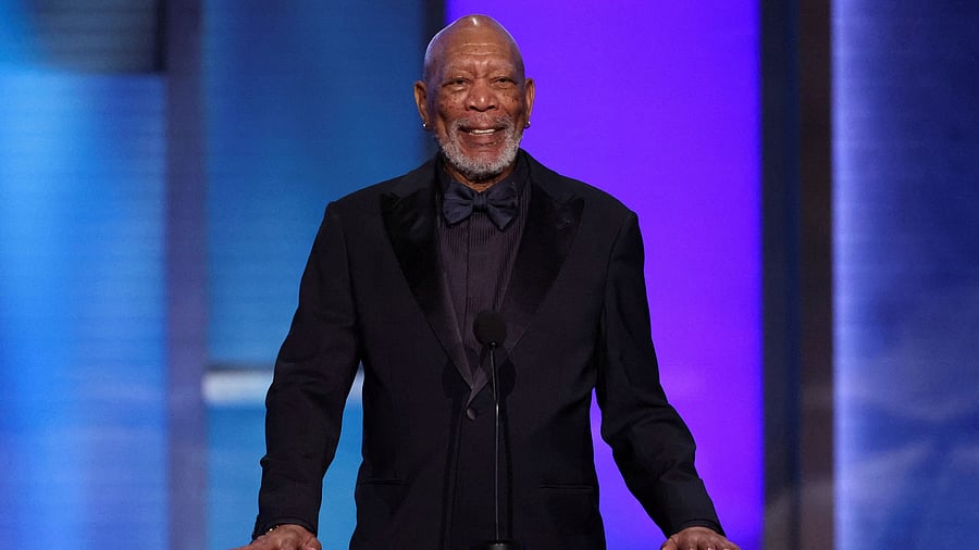 <div class="paragraphs"><p>Morgan Freeman.</p></div>