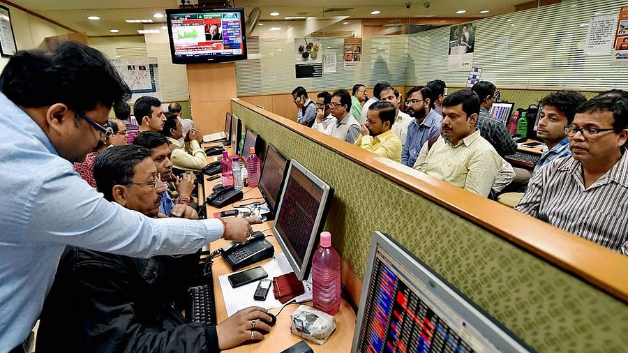 <div class="paragraphs"><p>Both Sensex and Nifty ended on a low.&nbsp;</p></div>