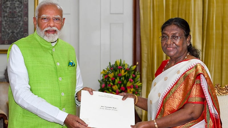 PM Modi news: Narendra Modi tenders resignation to President Droupadi ...