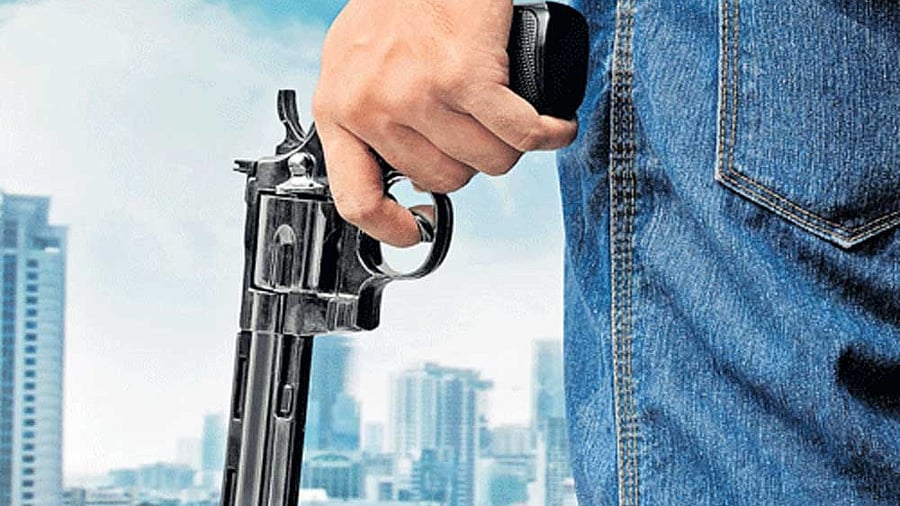 <div class="paragraphs"><p>Man holding gun. For representation purpose</p></div>