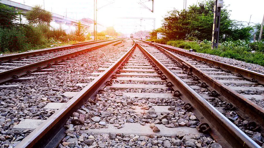 <div class="paragraphs"><p>Representative image showing railway tracks.</p></div>