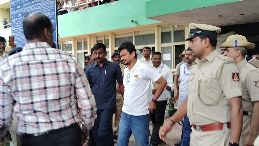 <div class="paragraphs"><p>Tamil Nadu Minister Udhayanidhi Stalin appears before a ACMM court on Tuesday for his 'eradicate Sanatana Dharma' remark. </p></div>