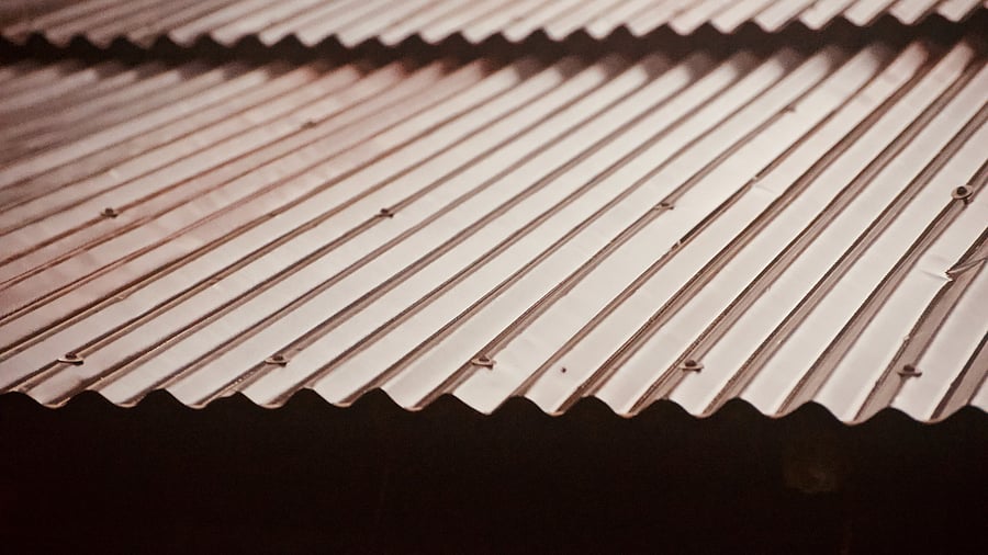 <div class="paragraphs"><p>Representative image of a tin roof.</p></div>