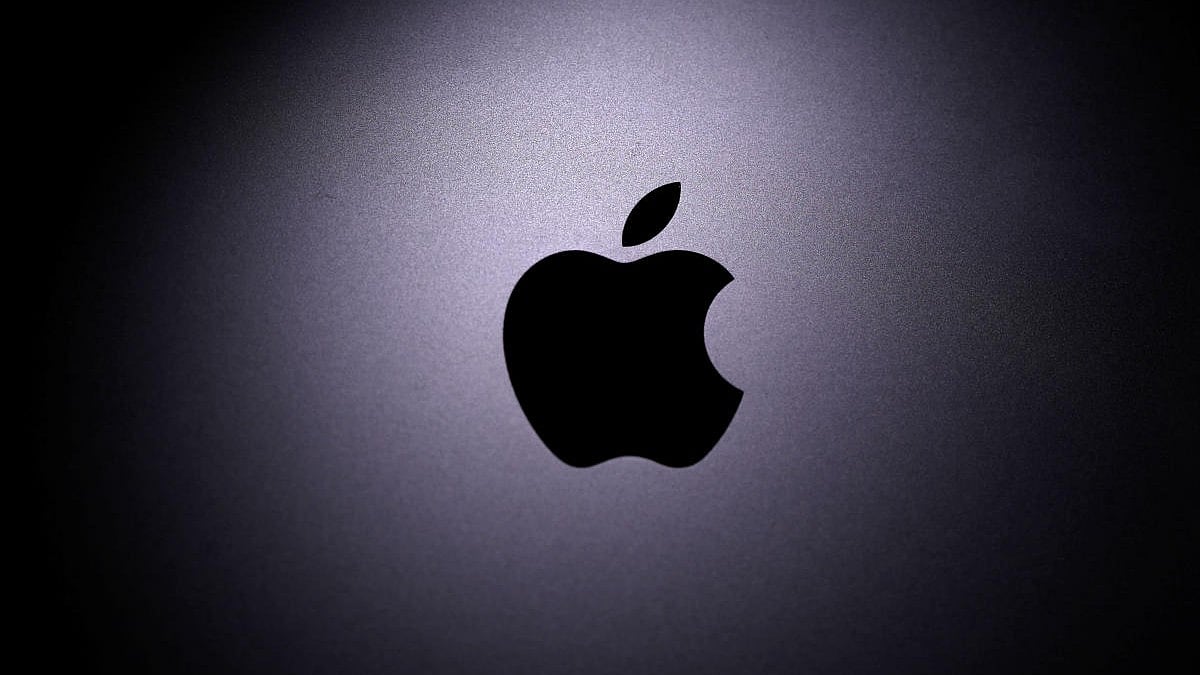 Apple Reportedly Developing Three AI-Powered Smart Wearables Integrated with Siri