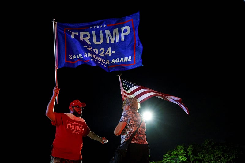 In Pics | Donald Trump Rally Shooting: Supporters show solidarity ...