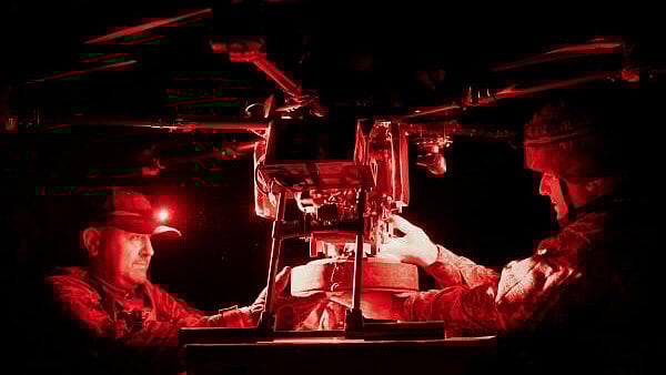 <div class="paragraphs"><p>Ukrainian servicemen of drone squadron Rarog of 24 separate mechanised brigade attach an anti-tank mine to a Vampire combat drone before flying over positions of Russian troops, amid Russia's attack on Ukraine, in the frontline town of Chasiv Yar, Donetsk region, Ukraine June 26, 2024. </p></div>