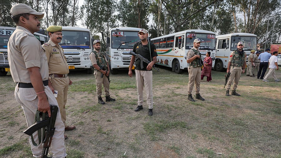 <div class="paragraphs"><p>Security personnel stand guard outside Raj bhawan (File Photo for representational purpose)</p></div>