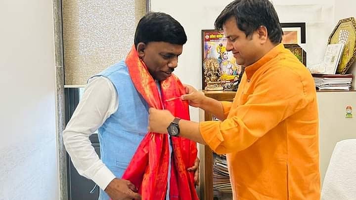 <div class="paragraphs"><p>Goa Assembly Speaker Ramesh Tawadkar (L).</p></div>