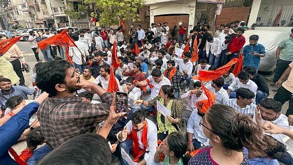 <div class="paragraphs"><p>ABVP supporters protest over Old Rajendra Nagar coaching incident at MCD Mayor residence, in New Delhi, Sunday, July 28, 2024. </p></div>