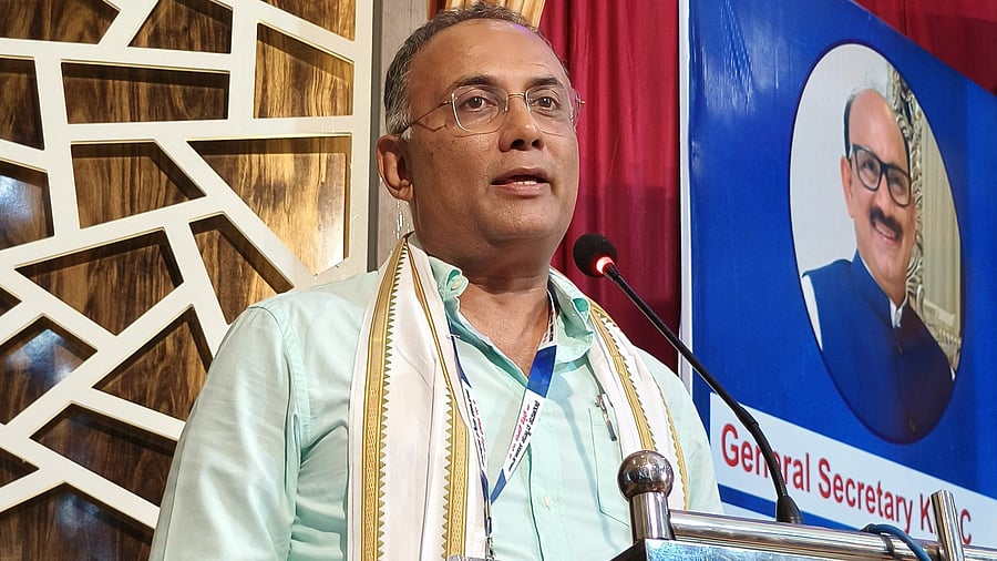 <div class="paragraphs"><p>Karnataka Minister Dinesh Gundu Rao</p></div>