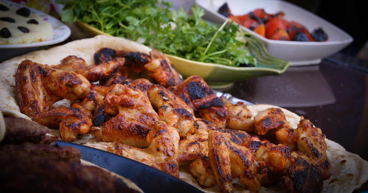 Ruckus at Meerut restaurant after chicken served to vegetarian family